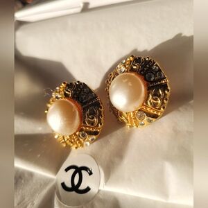 Chanel Vintage Clip Earrings